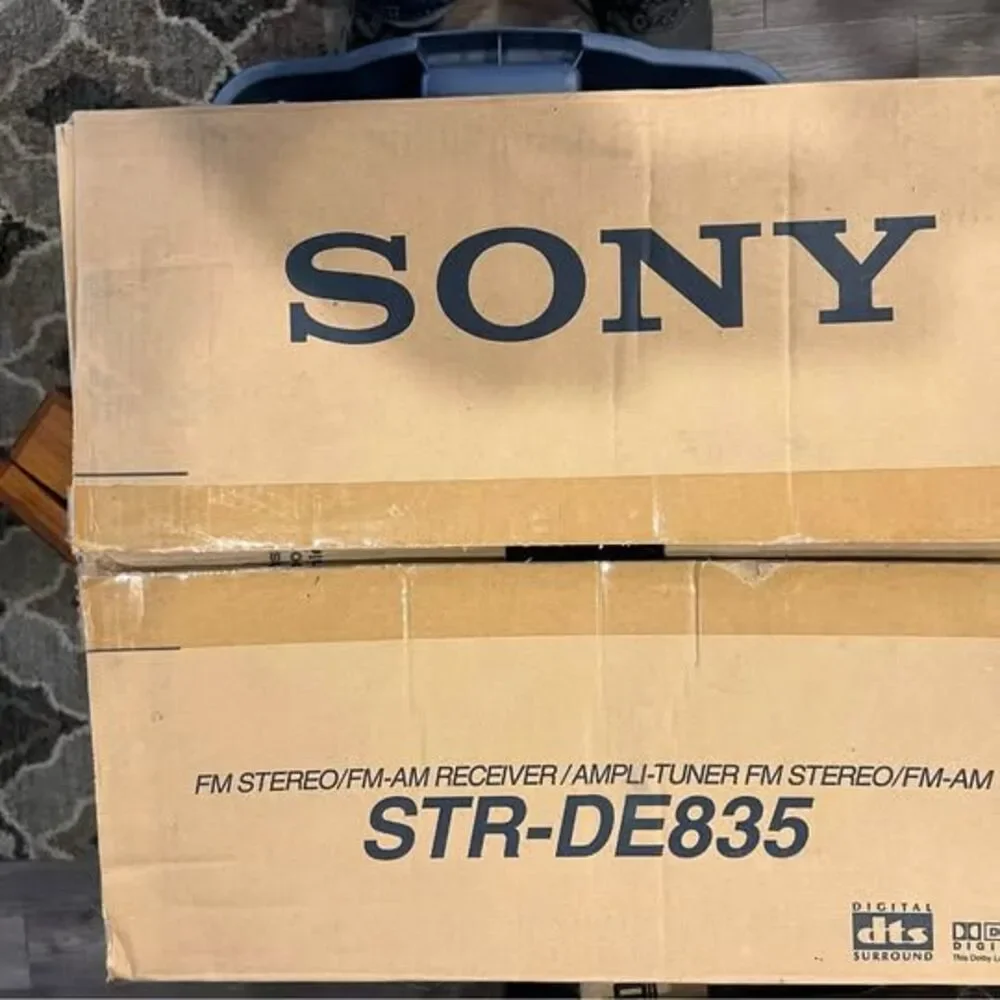 Sony STR-DE835 A/V Stereo Receiver Original Box & Original Remote Works Perfect